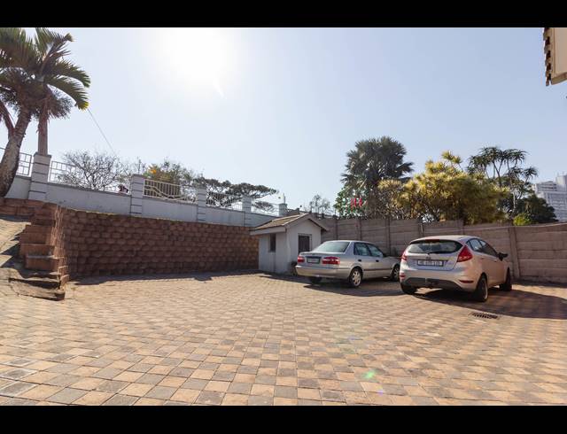 4 BEDROOM HOUSE FOR SALE IN MALVERN